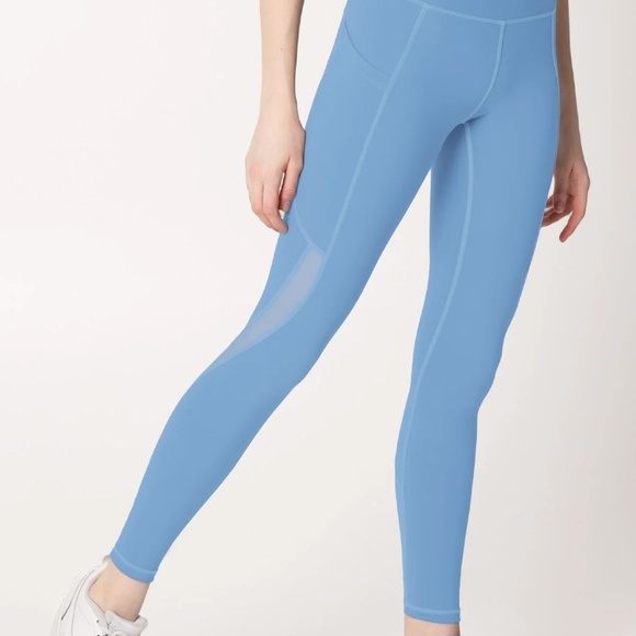 NWT Pineapple Clothing Cassi leggings with pockets - Sky Blue - Picture 4 of 5